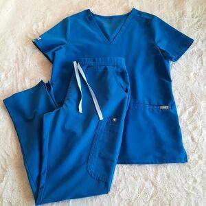 Figs Women's Scrub Set in Blue